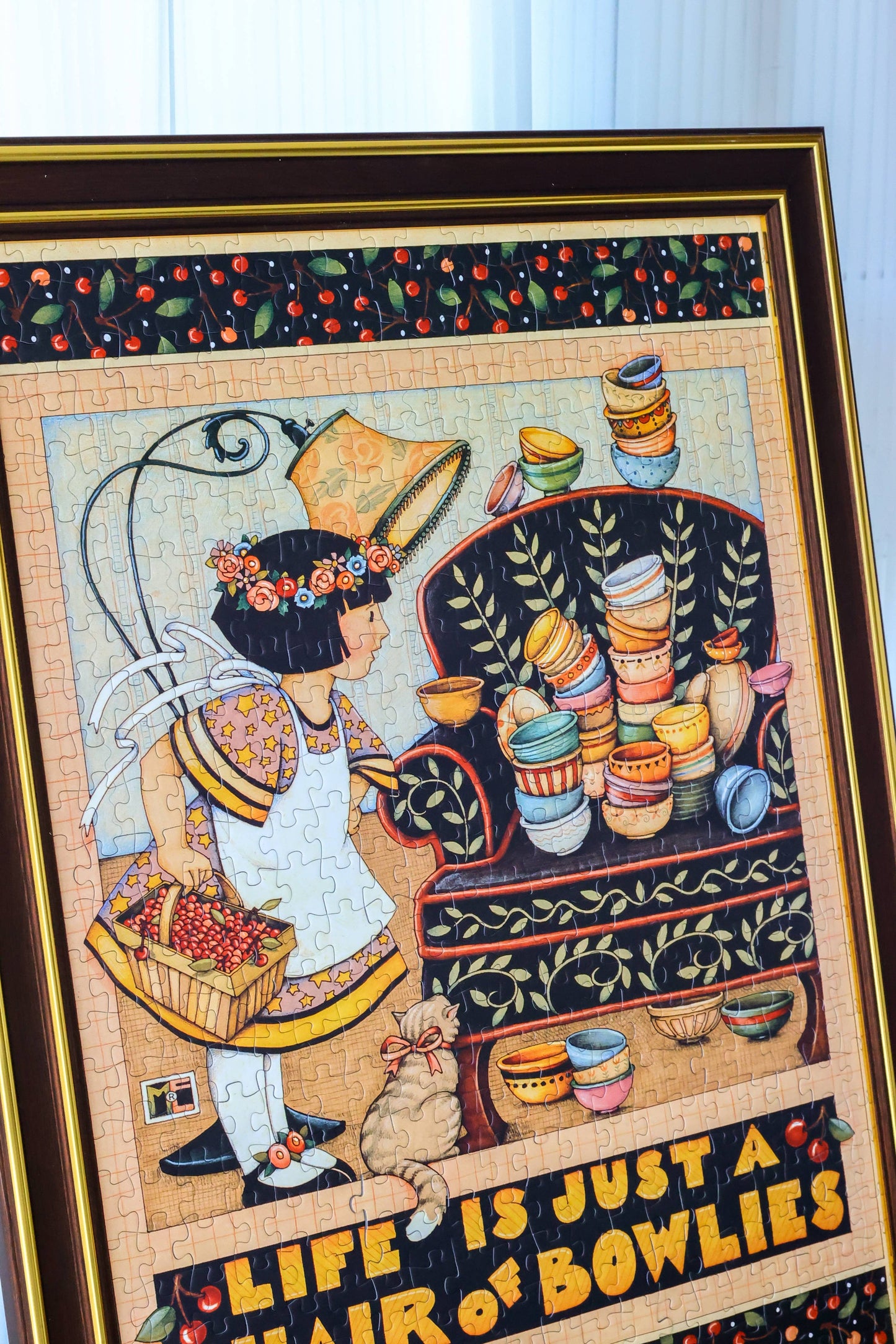 WEVE Chair of Bowlies, 500 Piece Puzzle