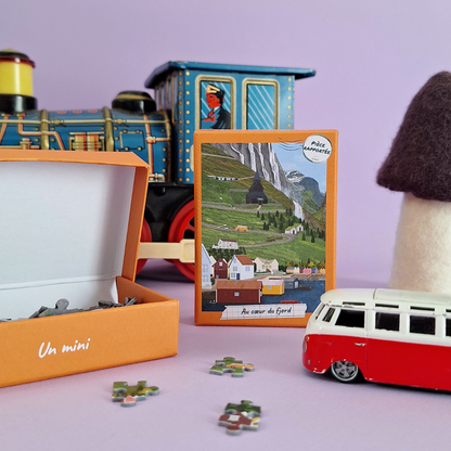 Pièce Rapportée In the heart of the Norwegian fjord, 99 Piece Mini Puzzle