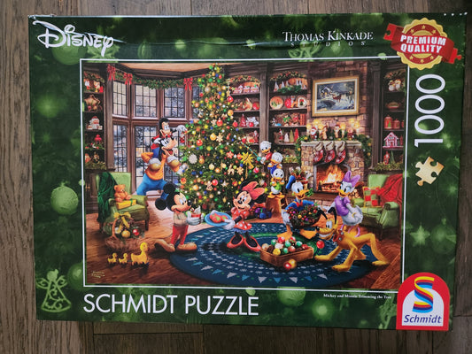 Schmidt Thomas Kinkade: Mickey and Minnie Trimming the Tree, 1000 Piece Puzzle - Imported DAMAGED BOX